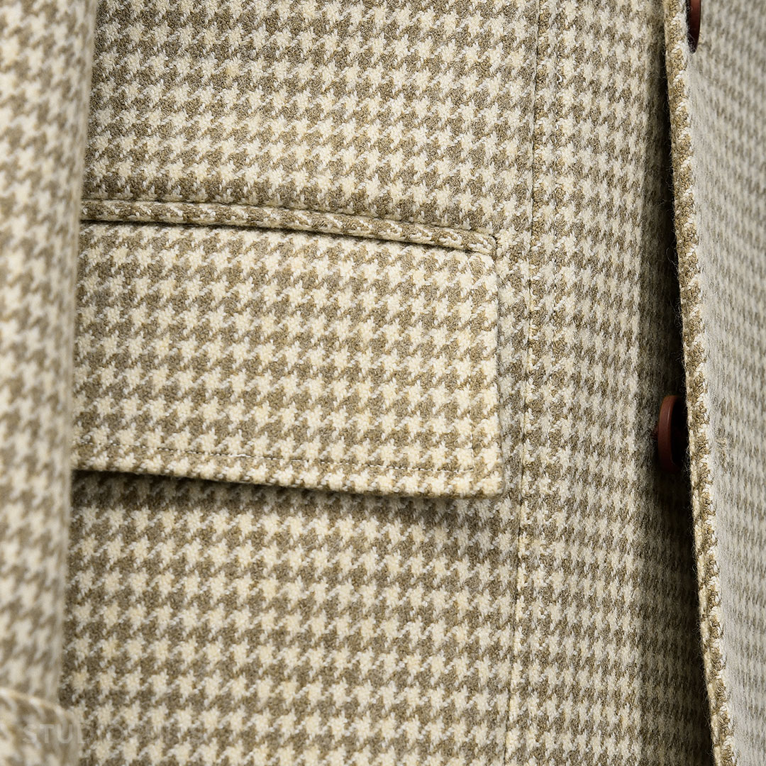 StudioSuits's tweet image. Customer Order Spotlight!
Jacket commissioned by our Client from New York.
Classic meets rugged with the Highlander Heavy Beige Houndstooth Tweed Jacket.
Shop for this style here👉 t.ly/NJssO
#studiosuits #studiosuitscollection #HighlanderJacket #HunterStyle
