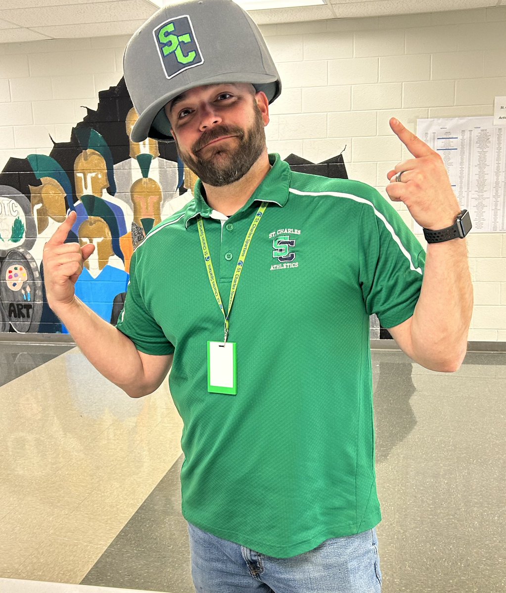 Happy Assistant Principal appreciation week to Mr. Mackey! The class of 2026 thanks you for all that you do for our school and the constant laughs you bring! Thank you for holding us accountable, while making lasting relationships! Enjoy the coffee!
<a href="/StCharlesHS/">St Charles High School</a> @ccpsvpjm
