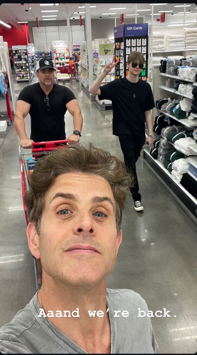 Molly Adams tweet media