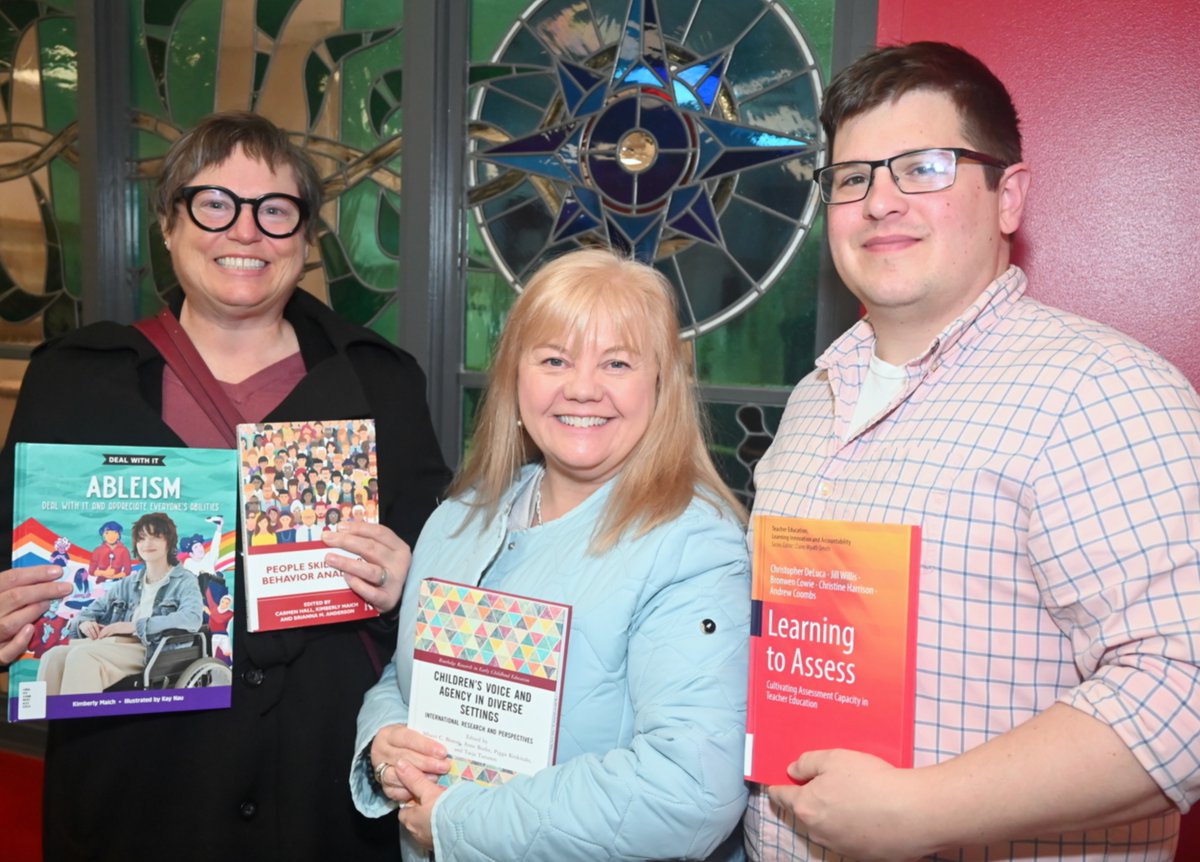 Dr. Anne Burke & the Discovery Play Centre (@dranneburke1) on Twitter photo My friend <a href="/kimberlymaich/">Kimberly Maich, Prof, Psych, Doo-Doo to Q & C</a> posted this photo of myself and my fellow <a href="/MUNEducation/">MUN Education</a> authors at a reception last week, celebrating our department's many publications... My friend <a href="/kimberlymaich/">Kimberly Maich, Prof, Psych, Doo-Doo to Q & C</a> posted this photo of myself and my fellow <a href="/MUNEducation/">MUN Education</a> authors at a reception last week, celebrating our department's many publications...