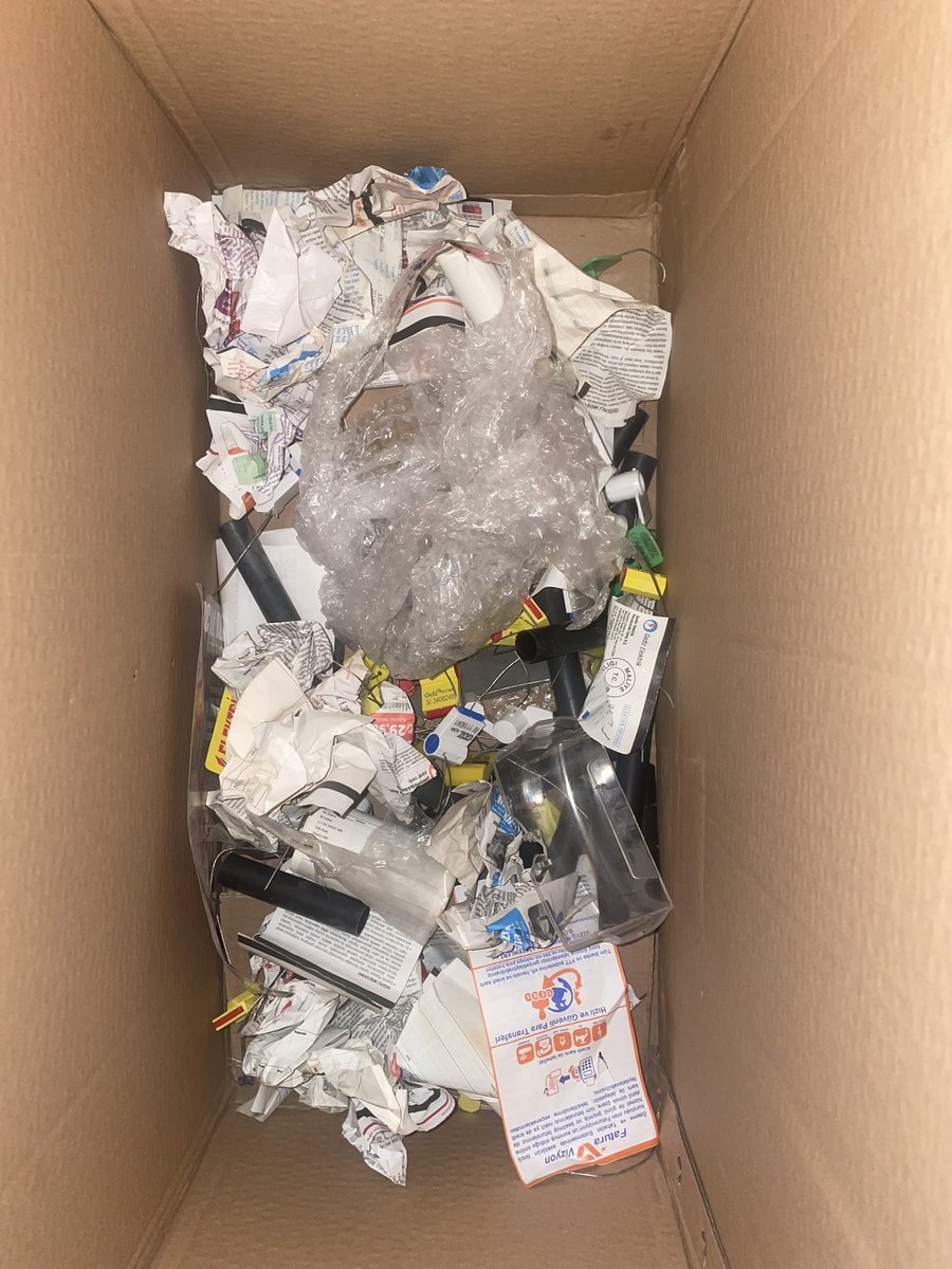 Apartman sigortanızdan yangın çıkarsa ilk ihtimal gedizin ardında bıraktığı çöptür <a href="/GedizPerakende/">Gediz Perakende</a> 3 tane de sigorta alt kapağı arttırmışlar sağolsunlar.