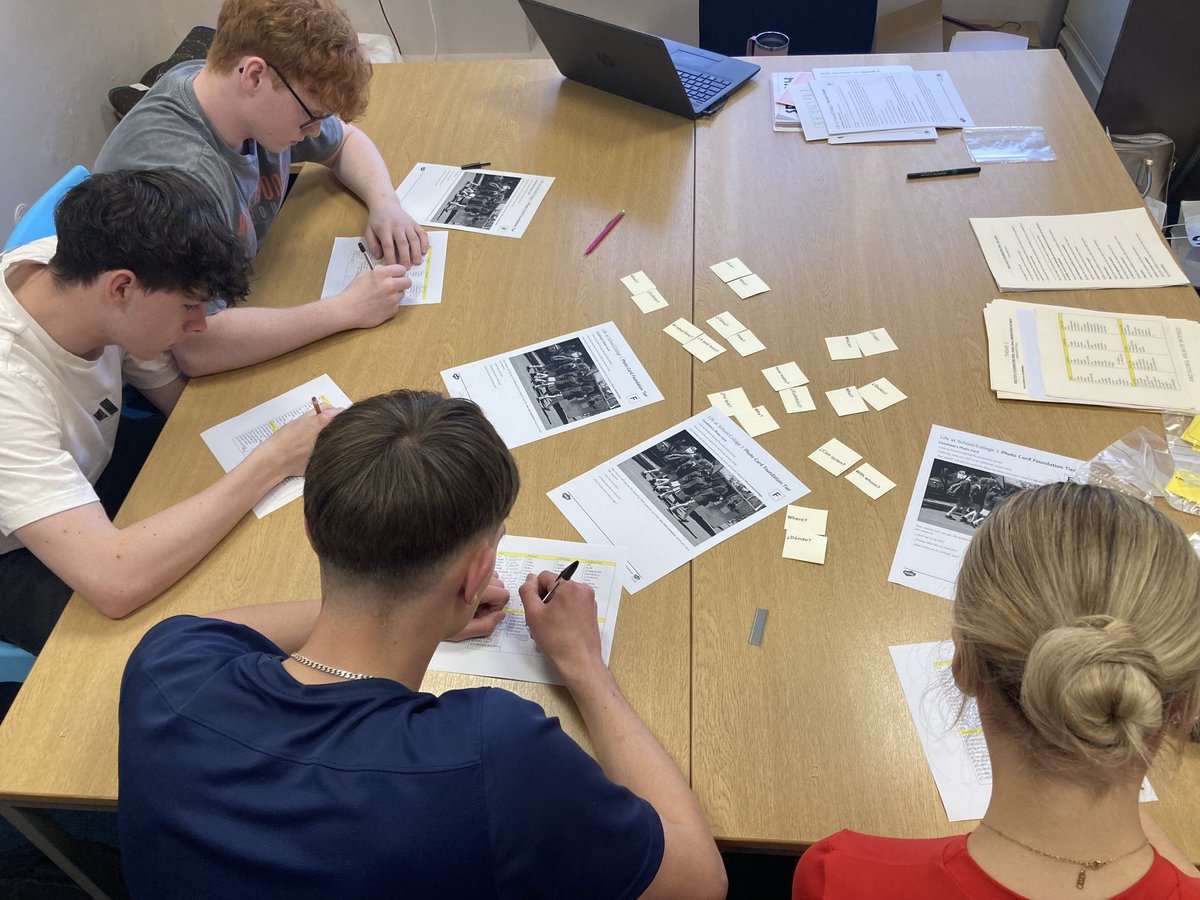 St Gabriel's MFL & EAL (@bencomo2) on Twitter photo GCSE Spanish Revision Day - pupils working hard preparing for the speaking exams 4 pupils an hour all day 🇪🇸<a href="/StGabsBury/">St Gabriel's RC High School</a> GCSE Spanish Revision Day - pupils working hard preparing for the speaking exams 4 pupils an hour all day 🇪🇸<a href="/StGabsBury/">St Gabriel's RC High School</a>
