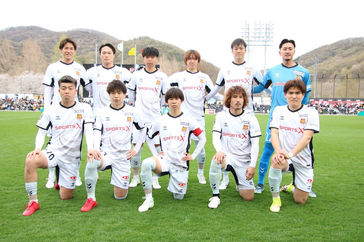 結果は引き分けでしたが、アウェーにも関わらずホームジャックするくらいの勢いで、沢山のサポーターの皆さんがきてくれて嬉しかったですしゴール裏からの声援がめちゃくちゃ聞こえました！
頑張ろうってなりました。
次の試合からホーム連戦なので皆さんの声援をよろしくお願いします！勝ちましょう！