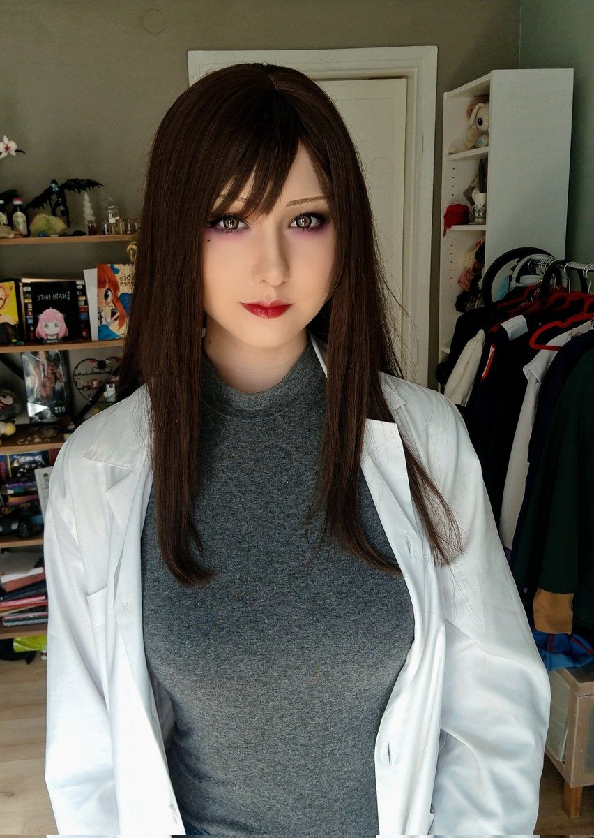 Sannyrosequartz's tweet image. Wróciłam do żywych żeby zrobić ten cosplay Shoko 🫣