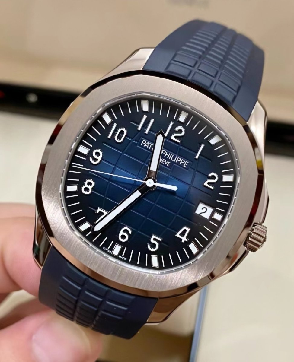 ✅Mint
✅Model: Patek Philippe Aquanaut 5168G
✅Year: 2024
✅Dial: Blue
✅Case Diameter: 42.2mm
✅Case Material: White Gold
✅Bracelet: Rubber
✅Full set

$84000
Free shipping