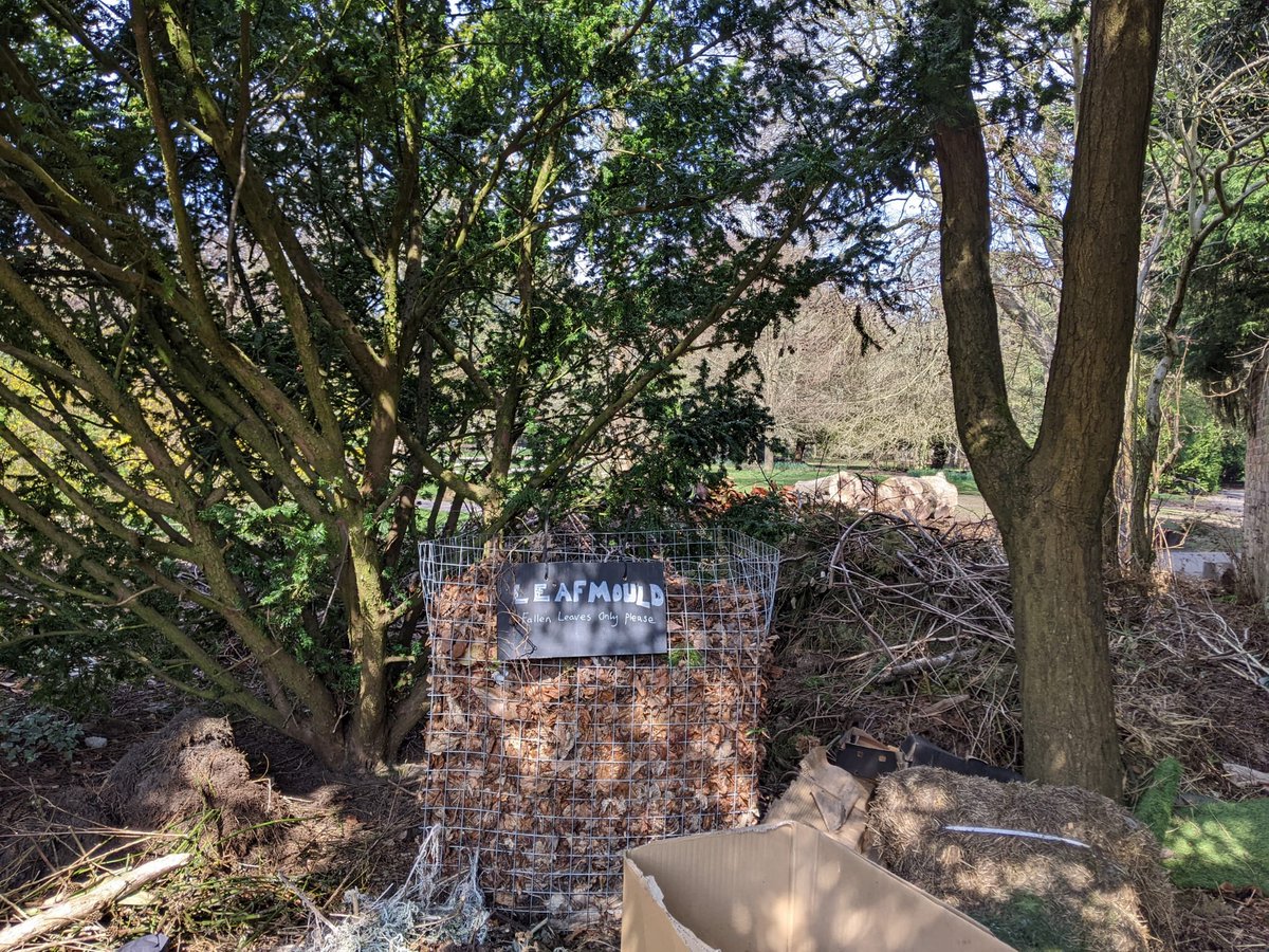 Another super trip for our Garden Heritage learners to Calderstones Park last week.
We heard some of the history and learnt how they use compost and leaf mould. We we also very lucky to enjoy this beautiful blossom.🫶
Register interest for future courses at