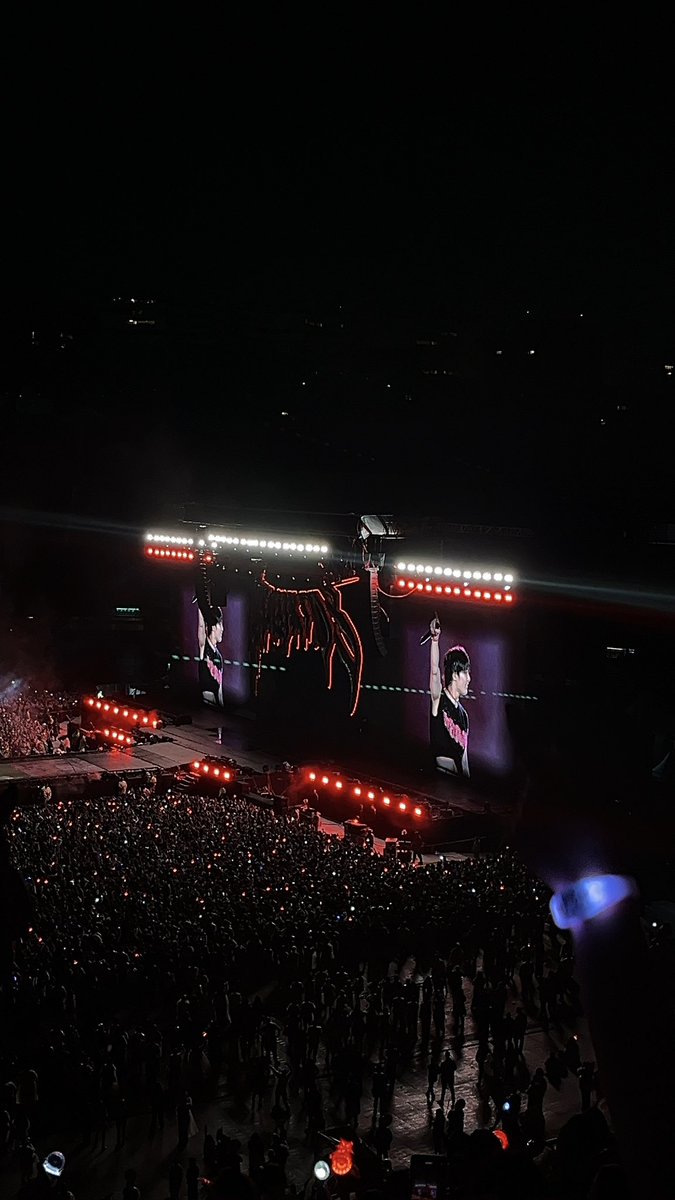 mari | kini viu o skz tweet media