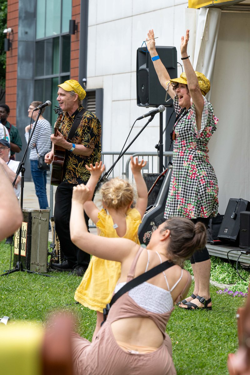 manchester jazz festival (@manjazzfest) on Twitter photo 🚨 Announced this afternoon 🚨
Our FREE family-friendly lineup taking place 16th May at <a href="/firststreetmcr/">First Street</a> 👉 manchesterjazz.com/family-friendl…
From crafting with <a href="/PLANT_MCR/">PLANT CO-OPERATIVE</a> to award winning music sessions w/ <a href="/LittleGroovers1/">Little Groovers</a> & much more ☀️
📷 some shots from last years' activities 🚨 Announced this afternoon 🚨
Our FREE family-friendly lineup taking place 16th May at <a href="/firststreetmcr/">First Street</a> 👉 manchesterjazz.com/family-friendl…
From crafting with <a href="/PLANT_MCR/">PLANT CO-OPERATIVE</a> to award winning music sessions w/ <a href="/LittleGroovers1/">Little Groovers</a> & much more ☀️
📷 some shots from last years' activities