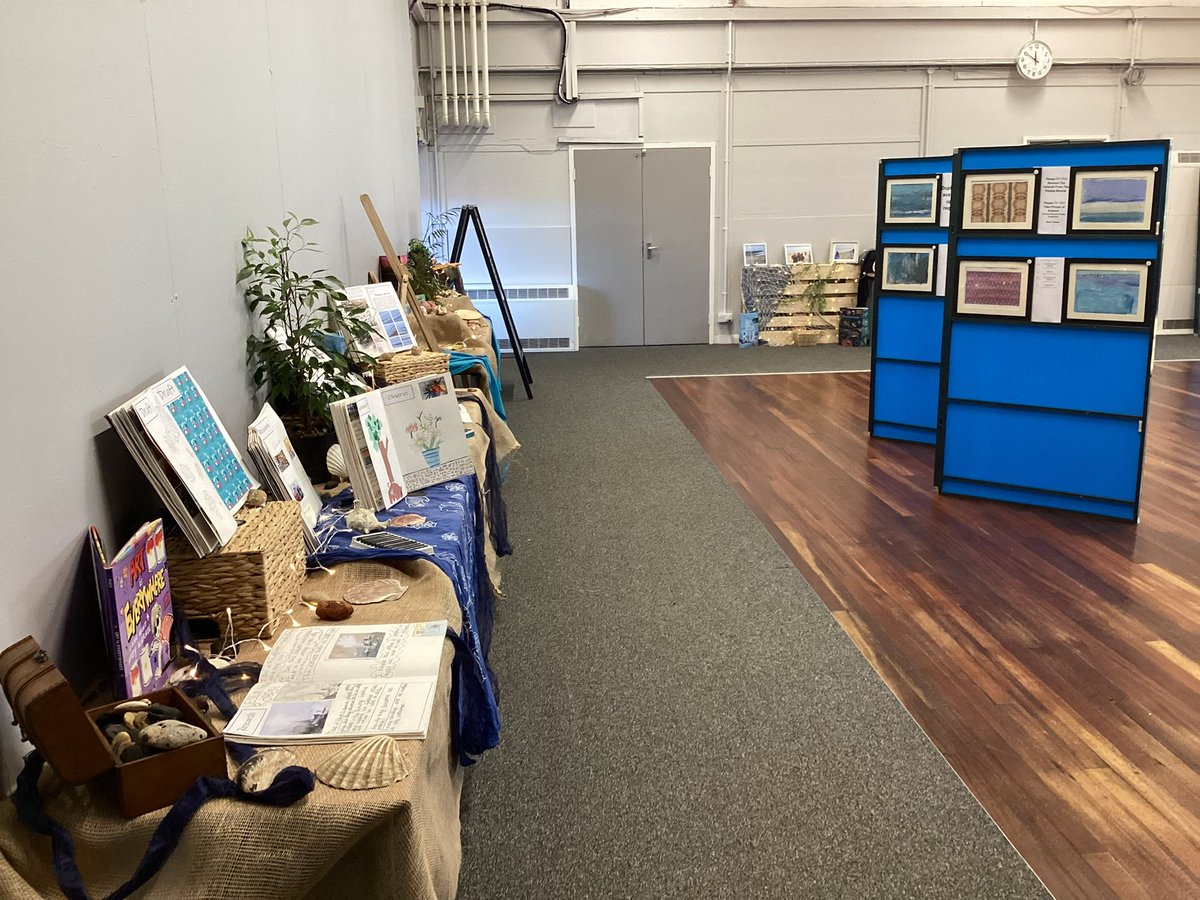 ArtsView53173's tweet photo. The children have been absolutely thrilled to see their artwork proudly displayed for everyone to admire today. The atmosphere has been filled with admiration as people stop to admire the artwork. @AdAstraTrust @ArtsAward https://t.co/YLgMLy8Z0j
