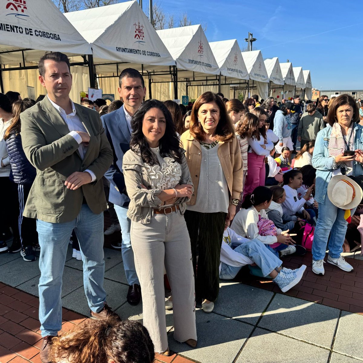 COECordoba's tweet photo. 👏 Enfermeras referentes escolares, y de Comunitaria, Pediatría y gestoras de casos han sido hoy los principales pilares del I Encuentro ‘Centros Educativos por la Salud’ celebrado en el Vial Norte de #Córdoba, organizado por el @SaludAPCordoba  en el marco del #DíaMundialSalud https://t.co/eTKzYPkaG9