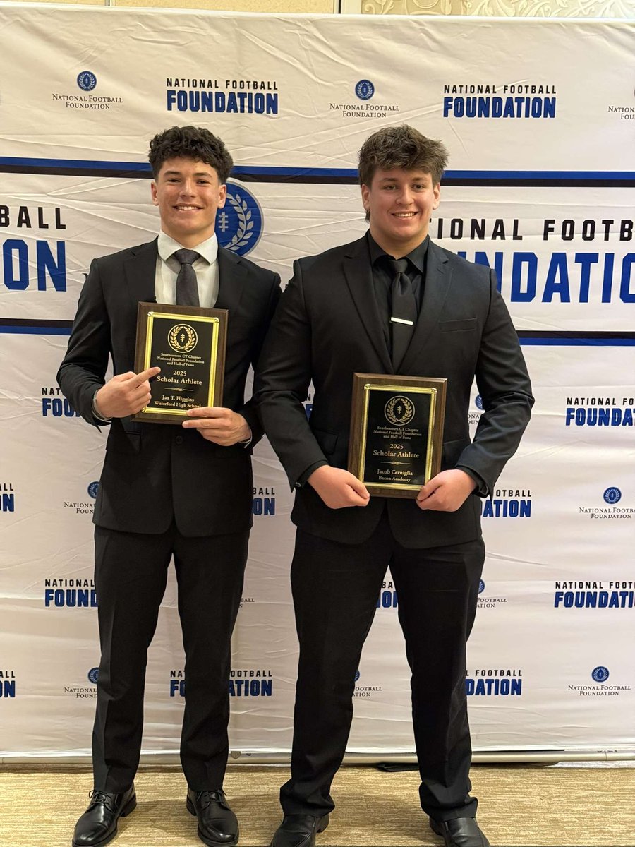Thank you to the Nation Football Foundation &amp; Hall of Fame for scholar athlete award! <a href="/GoECCAthletics/">ECC Athletics</a> @kolbypreforms <a href="/Jaxhiggins07/">Jax Higgins</a> <a href="/SCSUFB/">SCSU Football</a> <a href="/CoachEggerling/">Coach Eggerling</a>