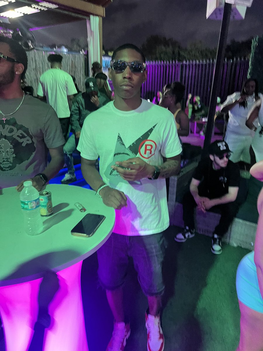 Camg0crazy's tweet photo. Miami was a vibe… Houston next‼️‼️ https://t.co/Zo0zPgmhsJ