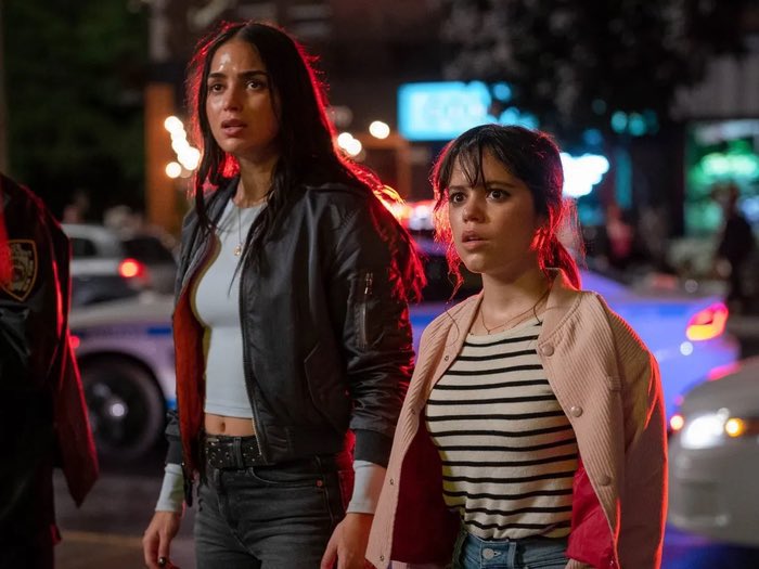 FilmUpdates's tweet image. Jenna Ortega on leaving the ‘SCREAM’ franchise:

“It had nothing to do with pay or scheduling. The Melissa stuff was happening, and it was all kind of falling apart. If Scream VII wasn’t going to be with that team of directors and those people I fell in love with, then it didn’t…