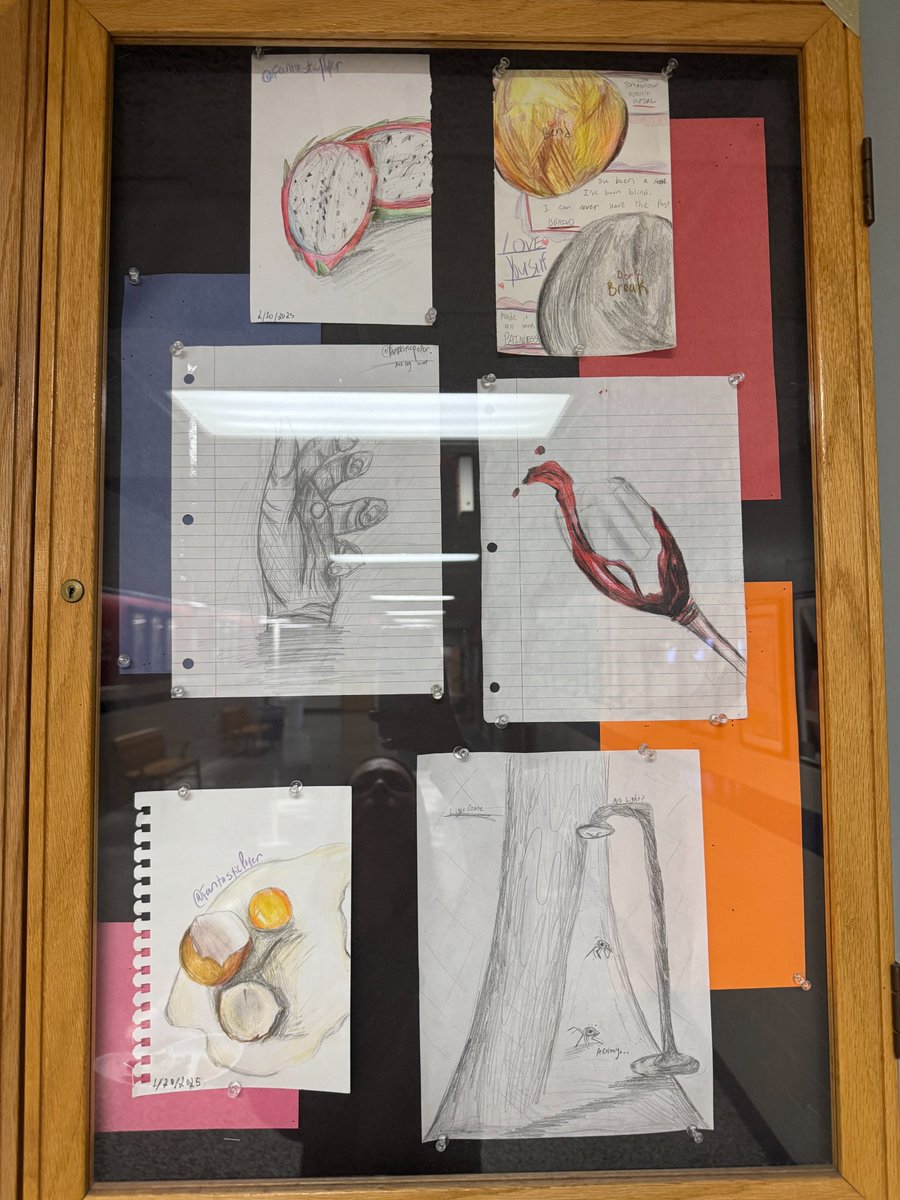 StarpointMS's tweet photo. Congratulations to this month's featured artist, Aubrey Gump! Aubrey is a talented 6th grader who enjoys creating hyper-realistic drawings using pencil and colored pencils. When not creating hyper-realism art, she also loves to sketch and doodle in her sketchbook. 

Amazing job! https://t.co/0qLhOOCzKR