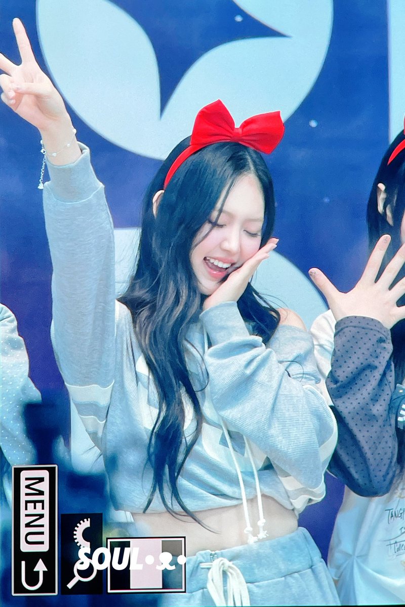 250407 pre.

✌🏻

#이솔 #LEESOL #kiiikiii #키키