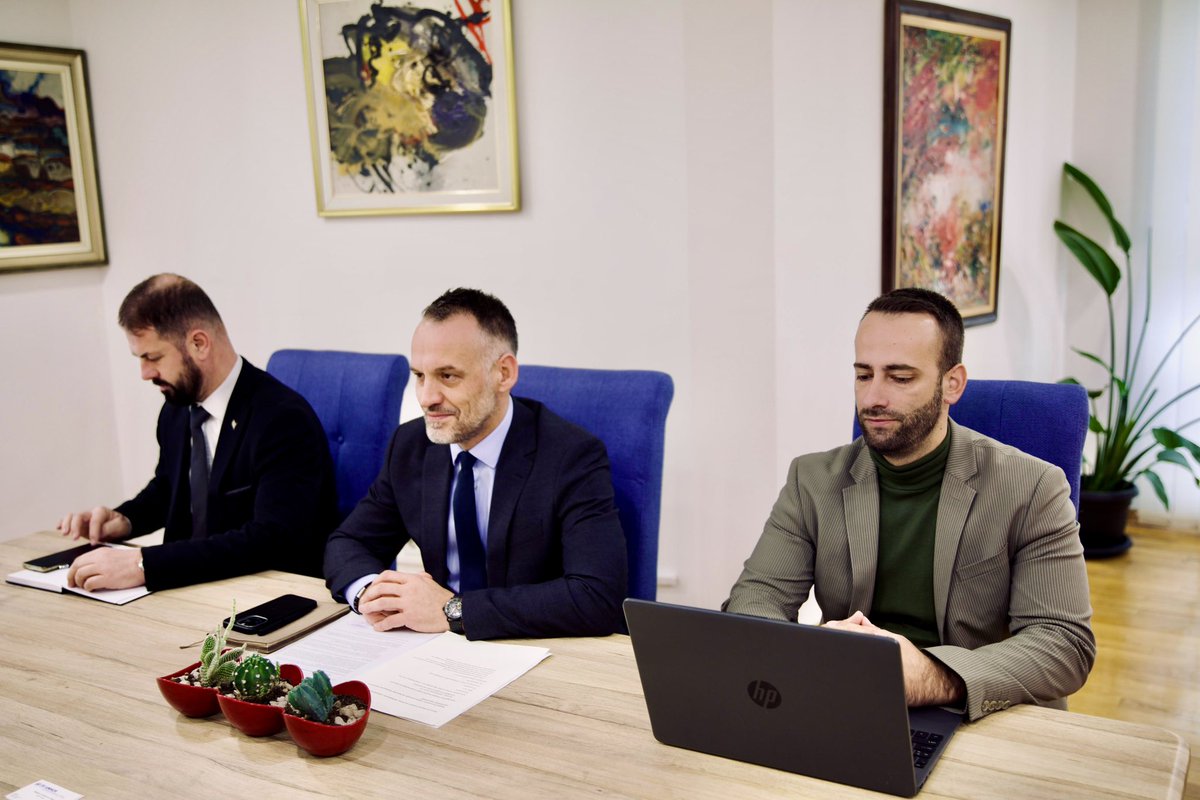 arben_fetai's tweet photo. Met @Refugees Rep. Gabriel Gualano de Godoy to discuss 🇲🇰historic progress in eradicating statelessness. Our new citizenship law has nearly resolved all cases stemming from ex-Yugoslavia’s dissolution, with only 2 left! We remain committed to every citizen’s dignity &amp; inclusion. https://t.co/C0WnFUBvz7