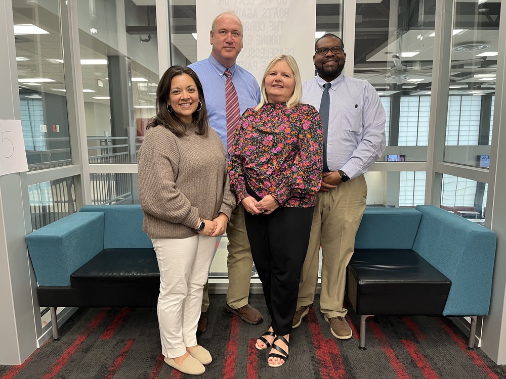 Assistant Principals Week dcs.edu/o/dhs/article/…