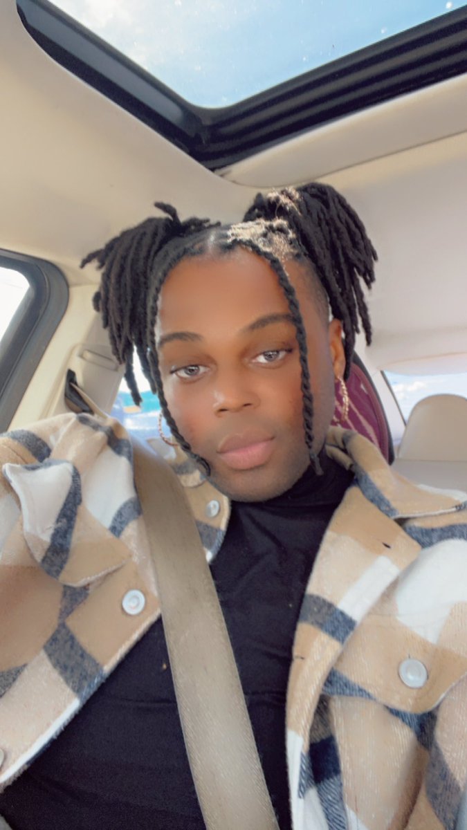 willaneisha2k's tweet photo. Fresh retwist always got me feeling brand new 😍🥰 #Locs https://t.co/6R935FHVxZ