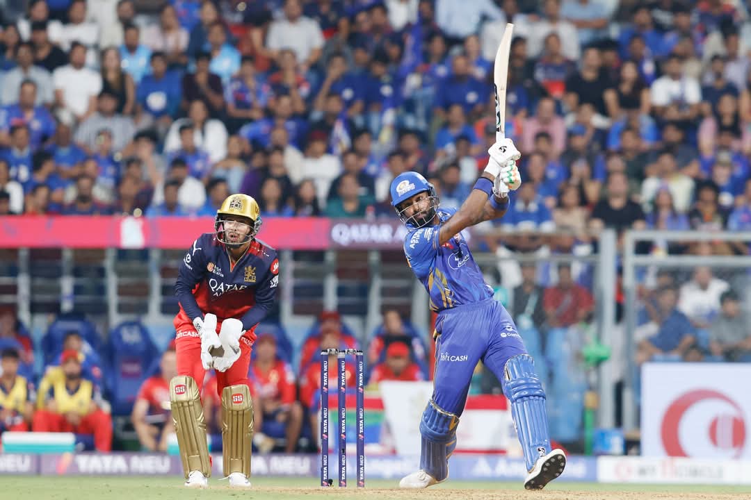 Cricketivityy's tweet photo. बंदे में दम तो है 🔥🔥
Take a bow @hardikpandya7 🔥💙

#IPL2025 #MIvsRCB #rcbvsmi #hardikpandya #viratkohli #RohithSharma #mumbailndians #rcb https://t.co/kscdgGvBea