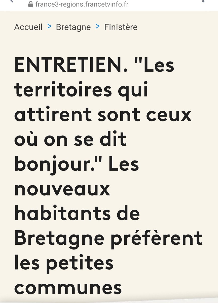 da_hini's tweet photo. Doit on parler de bénéfice quand le pays manque cruellement de logement? 
Faut-il arrêter de se dire bonjour? Ou mettre en place des vrais solutions contre la crise du logement? Comme le statut de résident, une reglementation contre airbnb et autres.. https://t.co/4FFzGdmZFH #BZH https://t.co/fqJnNxJtve