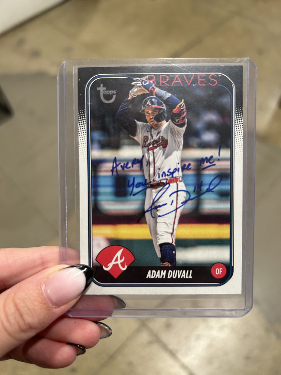 Topps's tweet photo. World Series champ Adam Duvall made this young player’s YEAR with a card he’ll never forget ❤️

Avery is a diabetic baseball player, who collects cards of pros that are just like him 👊 Duvall, who also has Type 1 diabetes, is Avery's favorite player.

We told Adam about this story, and he decided to give Avery a big surprise 👀 After signing & inscribing this trading card for Avery, he also sent a heartfelt video... 

"Hopefully one day, I'll be collecting your cards" 🥹
