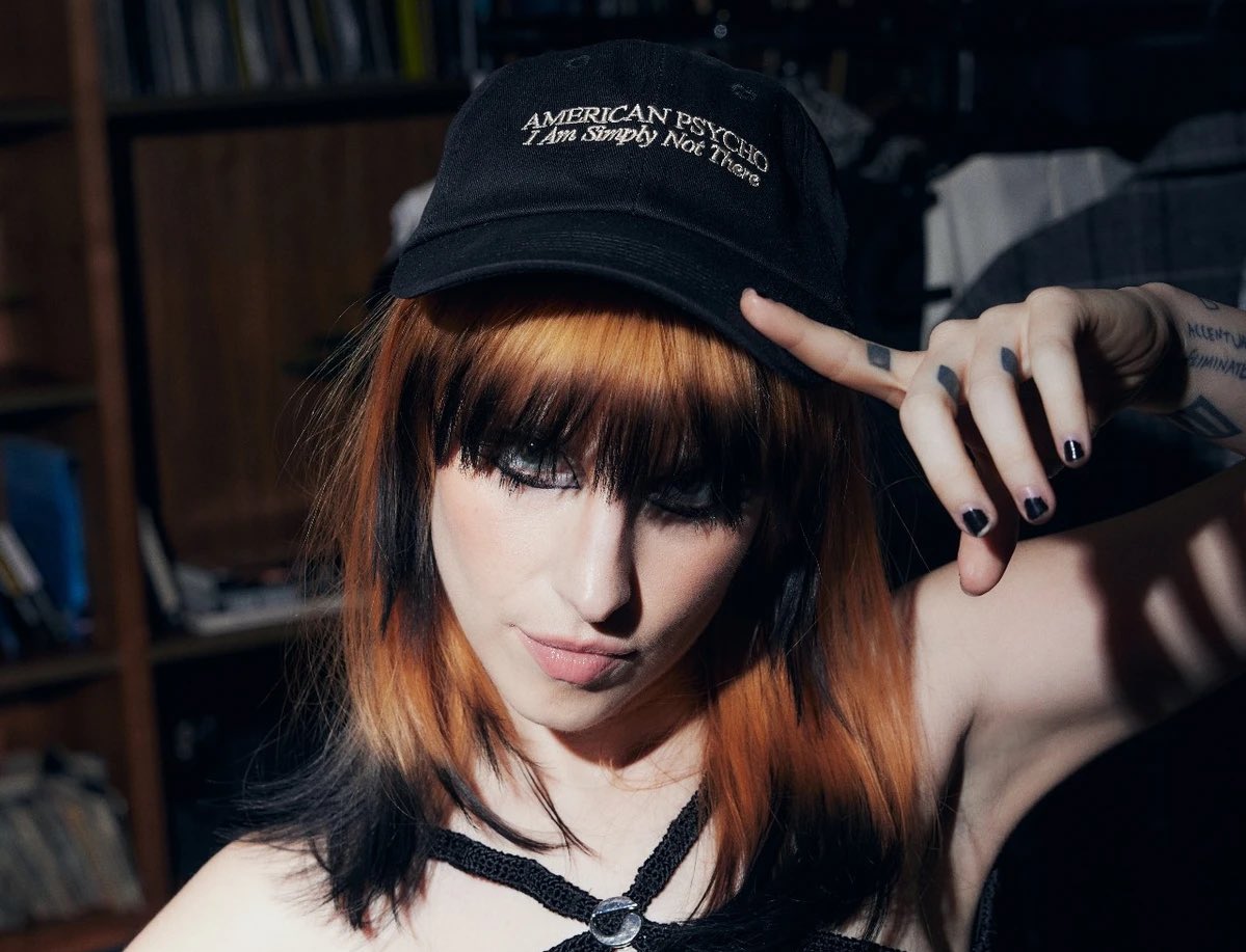 andrea from paramore🖤 tweet media