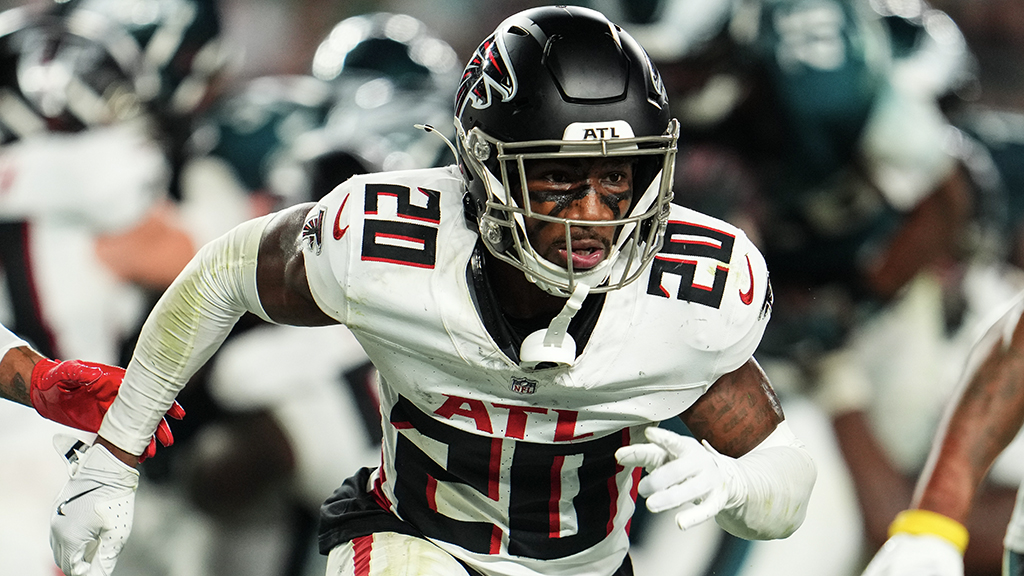 Around The NFL on X: "Dee Alford back with Falcons on one-year deal  https://t.co/pBMLPHRneH https://t.co/9ZHMtIyvyH" / X