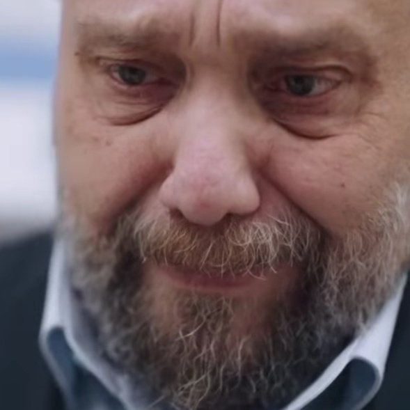 Nursema sonunda Apo'ya hesap soruyor,Apo'nun suratını görünce keyiflendim.Namussuz olupta namus bekçiliği yapanların sonu böyle olmalı jsjshshshs #KızılcıkŞerbeti