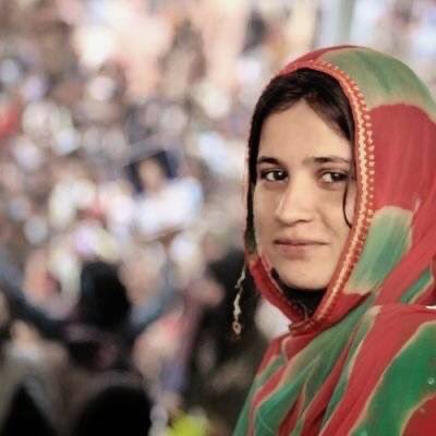 SammiBaluch's tweet photo. بلوچ یکجہتی کمیٹی کی رکن گل زادی بلوچ کو کوئٹہ سے پولیس اور سیکیورٹی فورسز کے اہلکاروں نے گرفتار کرکے نامعلوم مقام پر منتقل کر دیا ہے۔

یہ گرفتاری بلوچ یکجہتی کمیٹی کے خلاف جاری ریاستی کریک ڈاؤن کا تسلسل ہے، جس کے تحت اس سے قبل ماہ رنگ بلوچ، بیبو بلوچ سمیت متعدد کارکنوں کو بھی حراست میں لیا جا چکا ہے۔
