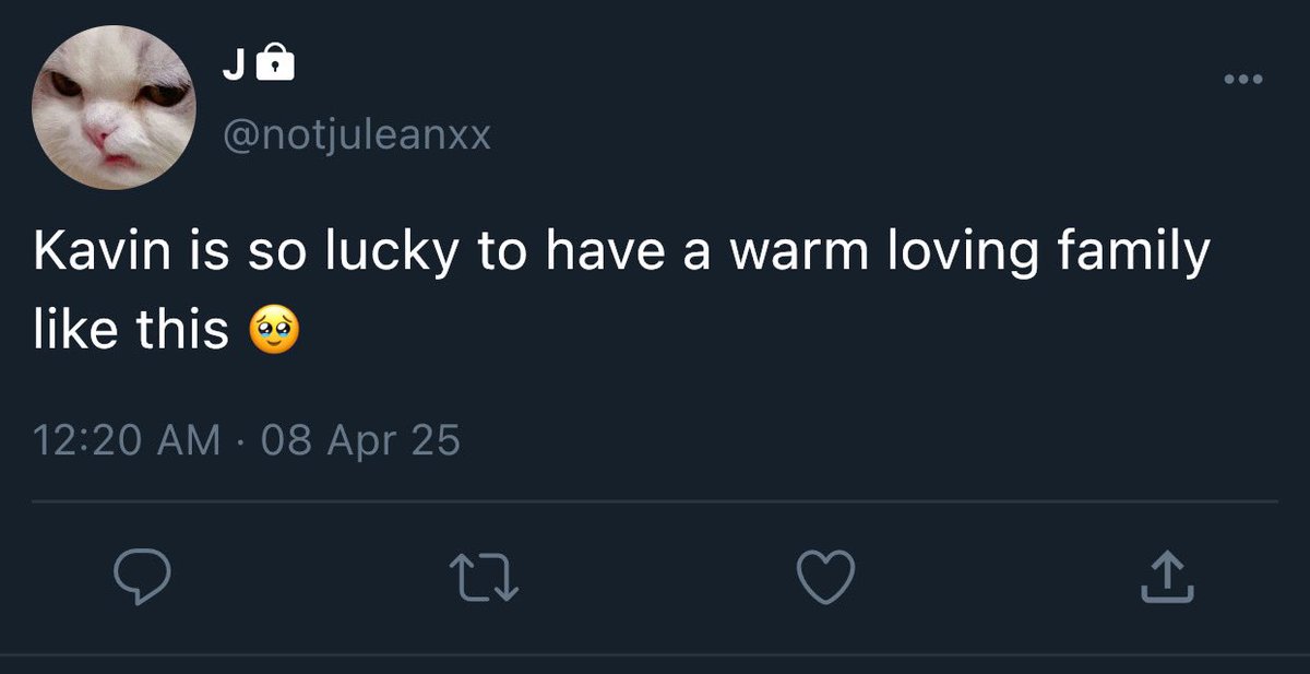 ㅡ #sungwon #hoonwon few tweets au

💟 Day 156 ng panliligaw ni Hendrix (psh) kay Julean (yjw)

Wherein Julean got to share a quality dinner time with Hendrix’s family, including his suitor’s parents. Everything felt so nice and happy until...