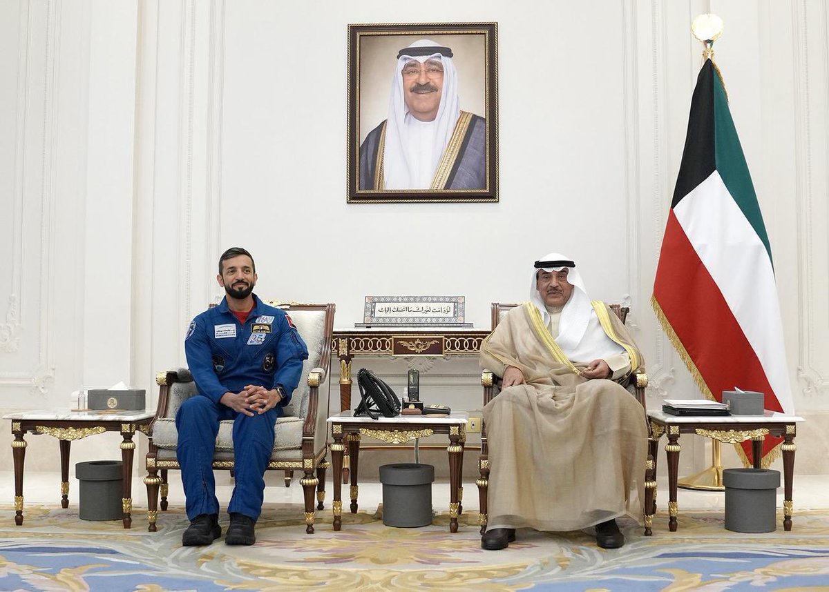 Astronaut_Nora's tweet image. تشرفت بلقاء سمو الشيخ صباح خالد الحمد الصباح، ولي عهد دولة الكويت. ناقشنا مع سموه الدور الذي تلعبه مهمات الفضاء في تعزيز التعاون بين الدول، وخدمة قطاعات حيوية على الأرض بهدف تحسين حياة البشر وتقدمهم.

It was an honour meeting H.H. Sheikh Sabah Khaled Al-Hamad Al-Sabah, Crown…