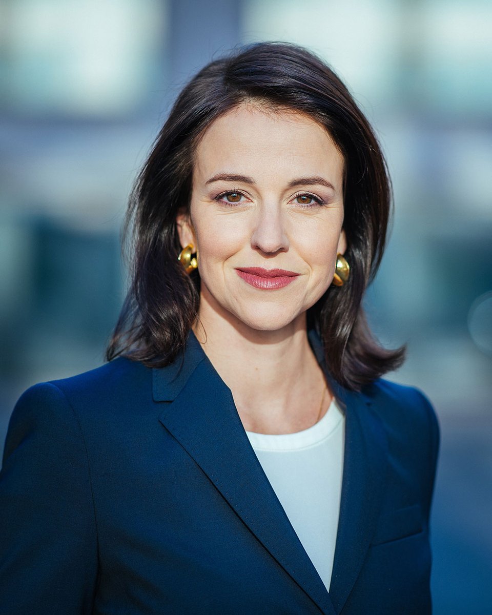 #Medienmitteilung Kathrin Wehrli wird neue Leiterin Firmen und Institutionelle Kunden: bit.ly/3XNVMzi