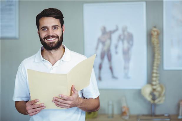 iHireJobNetwork's tweet image. Hiring the right physical therapist starts with asking the right questions! Learn eight essential interview questions to find top talent for your healthcare team: go.ihire.com/fcrnm 
#HealthcareHiring #InterviewQuestions #PhysicalTherapy #TalentAcquisition #HRLeadership