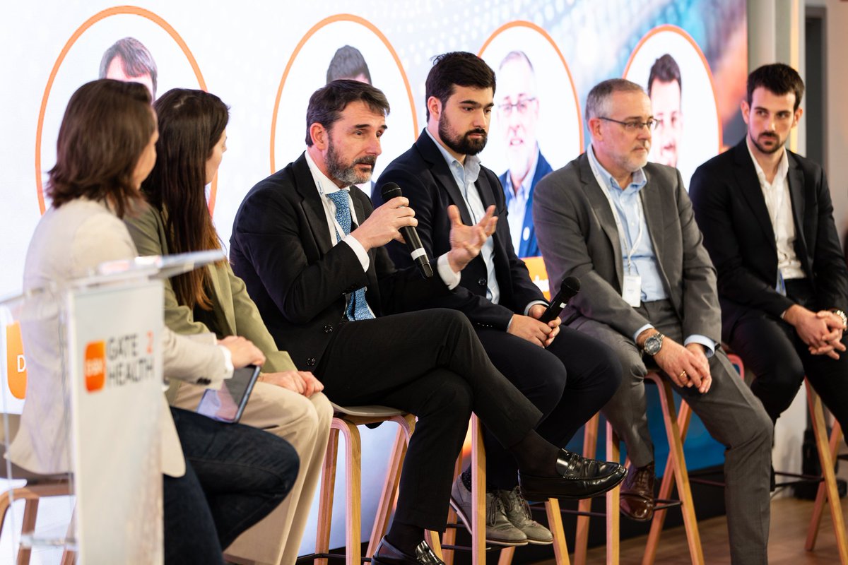 HMHOSPITALES's tweet photo. El Dr. Cristóbal Belda, director general médico del Grupo HM Hospitales participa en la mesa redonda “Co-creando el futuro de la salud: ciencia, tecnología y talento como palanca de cambio” en el #GSKGate2Health @GSK_ES #salud #ciencia #tecnologia #talento https://t.co/uaGJfdWy9E