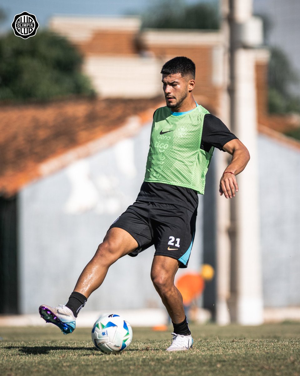 Club Olimpia tweet media
