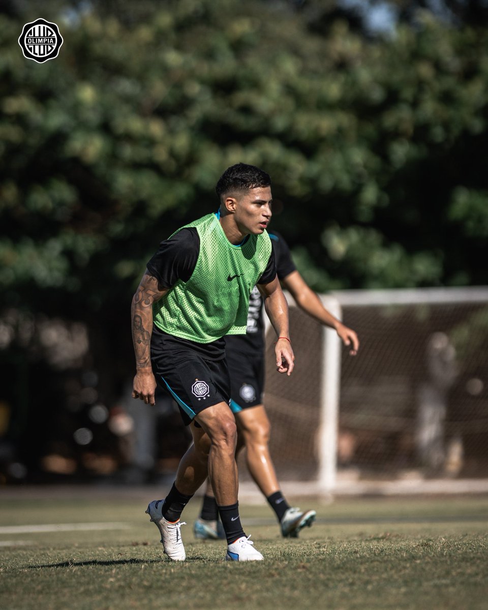 Club Olimpia tweet media