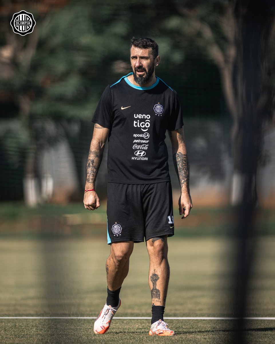 Club Olimpia tweet media