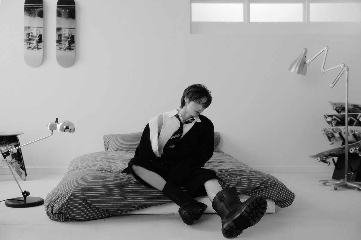 Life is pain au chocolat tweet media