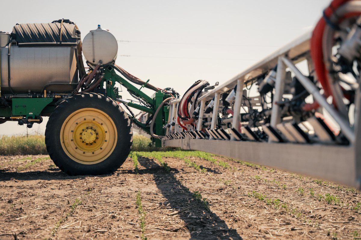 "The Greeneye system will allow us to significantly increase the frequency of spraying, both pre- and post-emergence, while reducing our annual herbicide use, achieving payback in just two to three seasons." Dudley Pohnert, Pohnert Farms

Read full story: greeneye.ag/wp-content/upl…