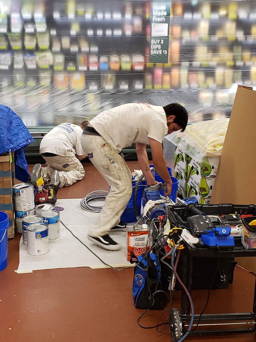 EuroRestoration's tweet image. Overnight grind! 🌙 We&apos;re prepping grocery store display frames for a full interior refresh. Sanded, masked, and ready for paint! 🛠
#EuroRestorations #NightShiftWork #CommercialPainting #RetailRefresh