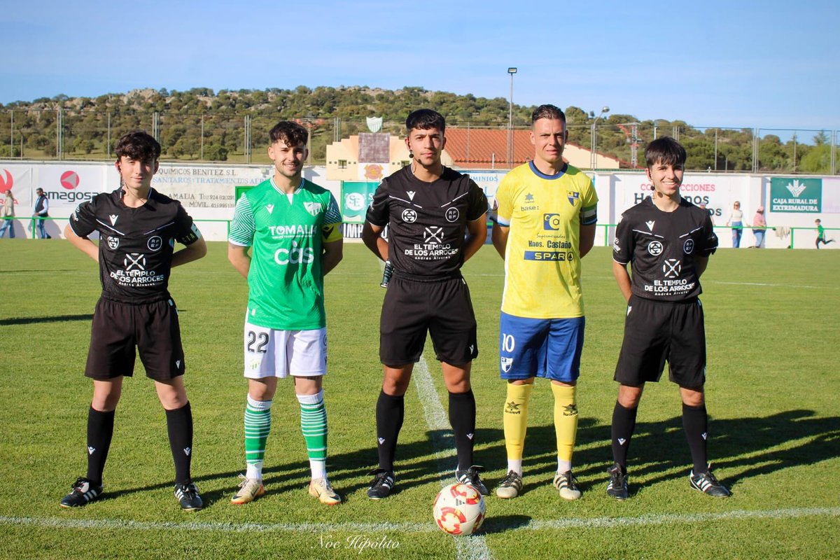🏆 #3RFEF 

⚽️ <a href="/CDSantaAmalia/">C. D. Santa Amalia</a> 🆚 <a href="/SPV_OFICIAL/">SP VILLAFRANCA (cuenta oficial)</a> 

⚖️ Árbitros de la delegación de Cáceres

📸 <a href="/CDSantaAmalia/">C. D. Santa Amalia</a>