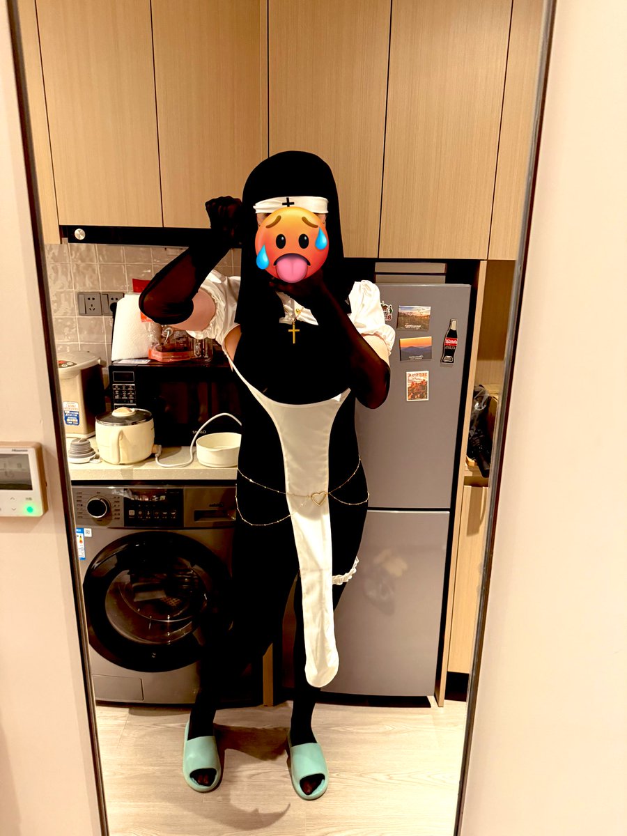 AdrianAfter's tweet photo. 细数你的罪孽吧～ 或者在我这里犯下更多的罪💋
#修女 #cos #男娘 #性欲旺盛 #鸡巴套子  #连体黑丝 #情趣 #反差 https://t.co/h0V7Z1W0f5