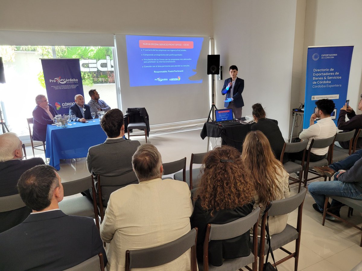 📢 ¡Gran oportunidad para las empresas de Río Cuarto y la región! 🌎✨
Se presentaron dos iniciativas claves para impulsar las #exportaciones y fortalecer la proyección internacional de las empresas locales.

#EmpresasLocales #ComercioInternacional #DesarrolloEconómico