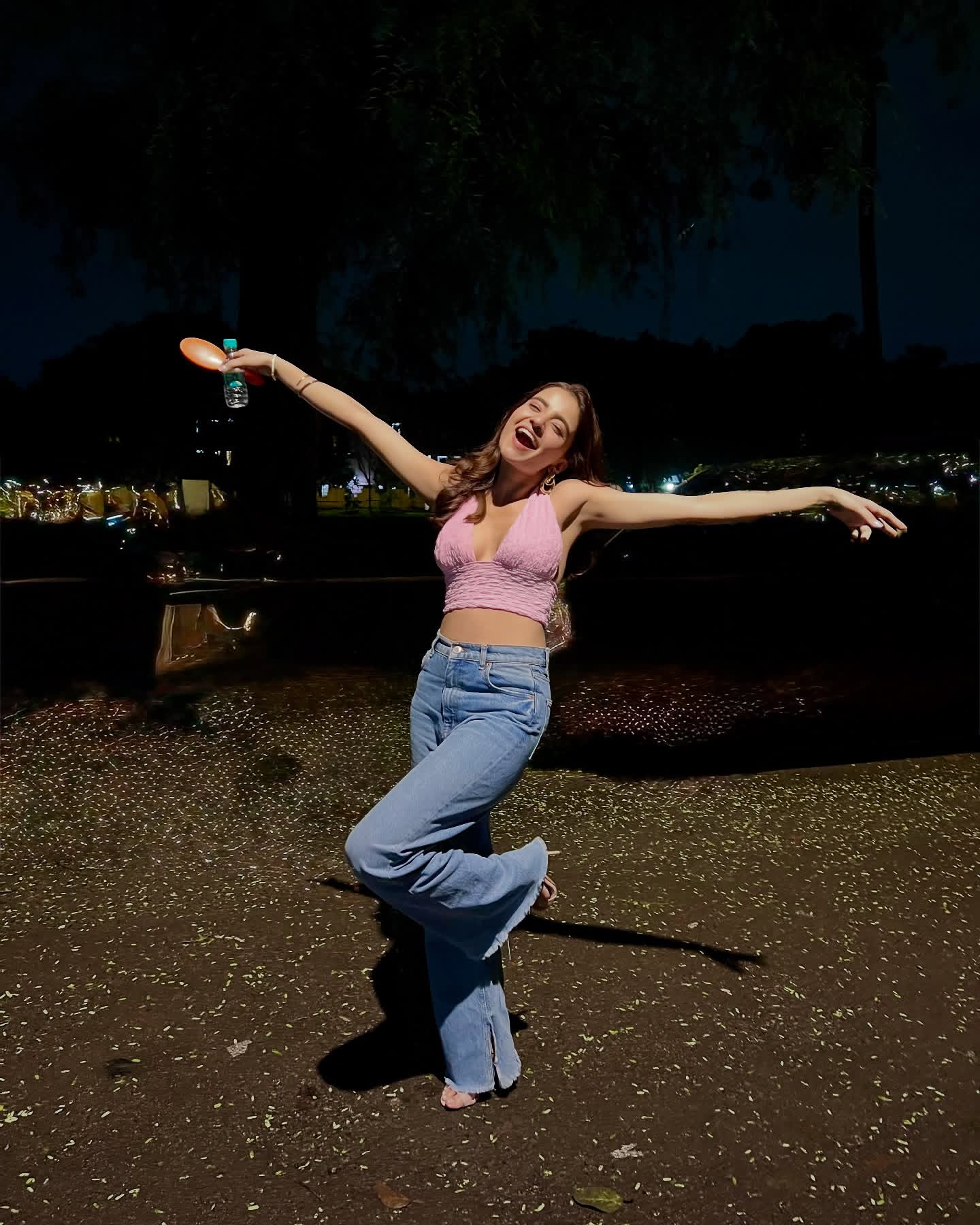 Gn8F928W4AAj_63?format=jpg&name=large