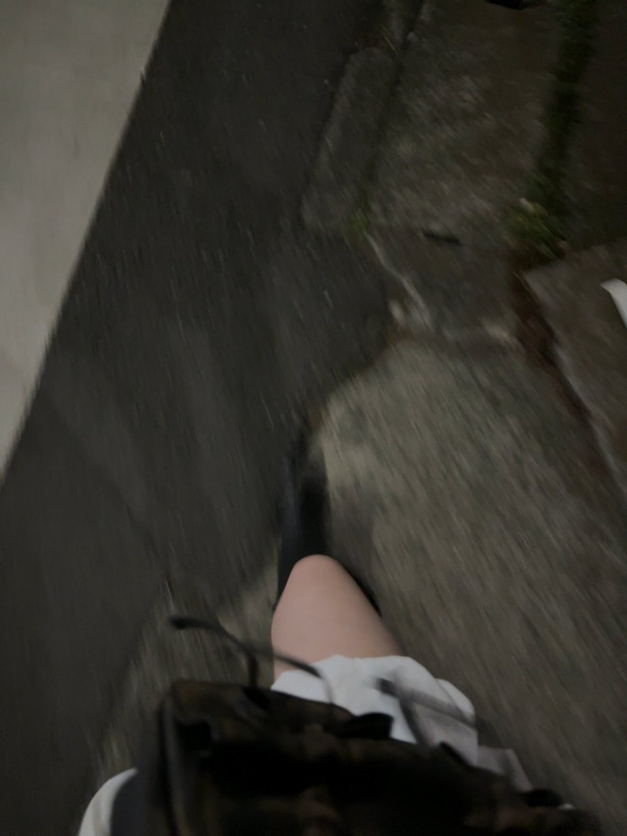 推しの生配信観覧に当選し会いに行ってきました

目の前にメンバーが居て、初めてあんなに近くでパフォーマンスまで見れた🥲︎