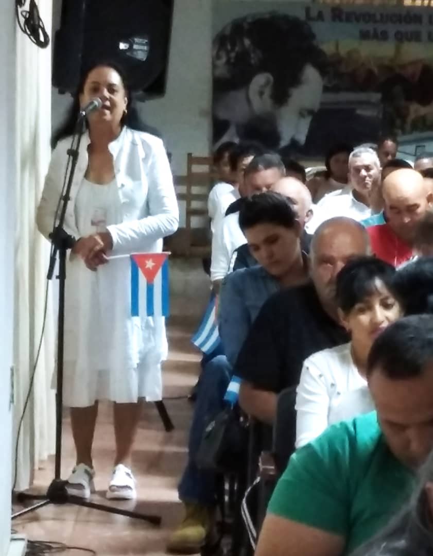 Para #VilmaEspín llega el homenaje diario en las manos de los mujeres artemiseñas que labran nuestros campos. La <a href="/anap_cuba/">Asociación Nacional de Agricultores Pequeños</a> en el territorio cuenta con 3 mil 987  asociadas, el 22 % del total; 370 más con relación al años 2019. En ellas #VilmaVive