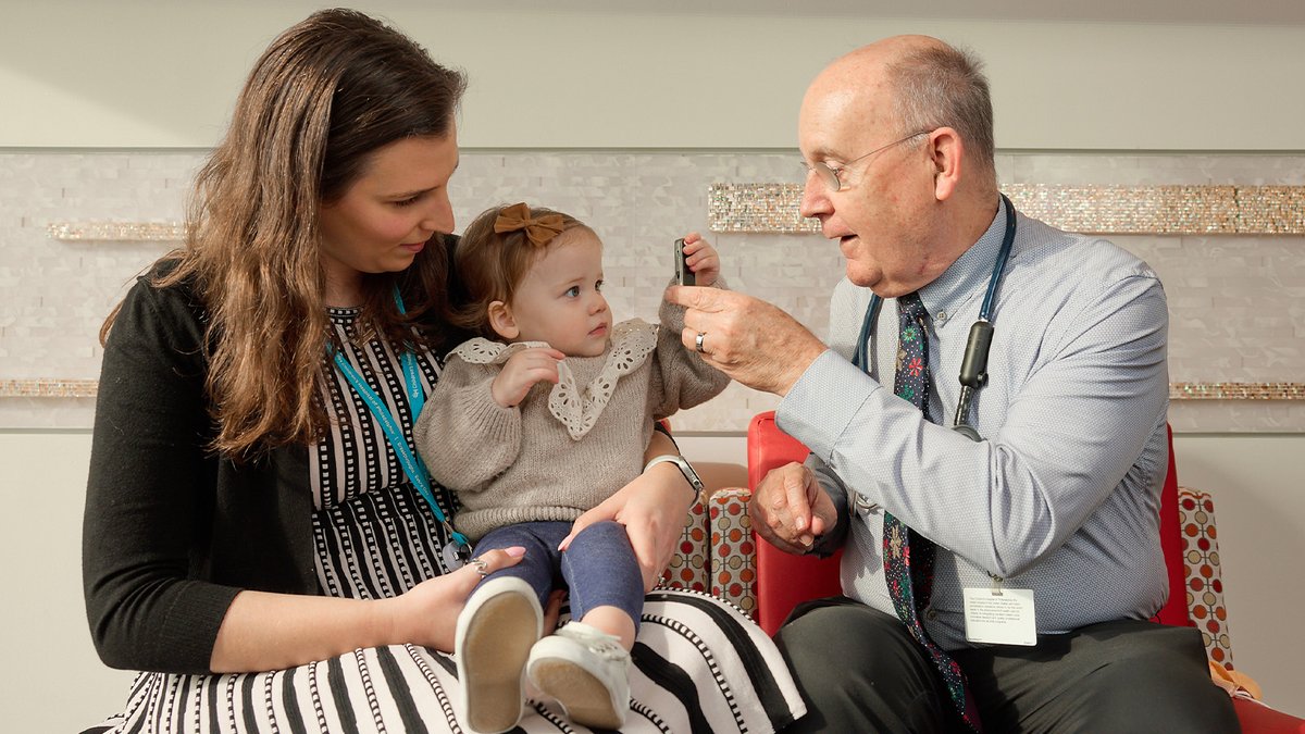 CHOP Research (@chop_research) on Twitter photo A pioneering #cancer treatment for solid high-risk tumors in development with <a href="/ChildrensPhila/">Children's Hospital</a> researchers could overcome the disadvantages of traditional chemotherapy. Learn more about PEEL-224: ms.spr.ly/6014qavhK
<a href="/CHOPCancerCntr/">Cancer Center @ CHOP</a> A pioneering #cancer treatment for solid high-risk tumors in development with <a href="/ChildrensPhila/">Children's Hospital</a> researchers could overcome the disadvantages of traditional chemotherapy. Learn more about PEEL-224: ms.spr.ly/6014qavhK
<a href="/CHOPCancerCntr/">Cancer Center @ CHOP</a>