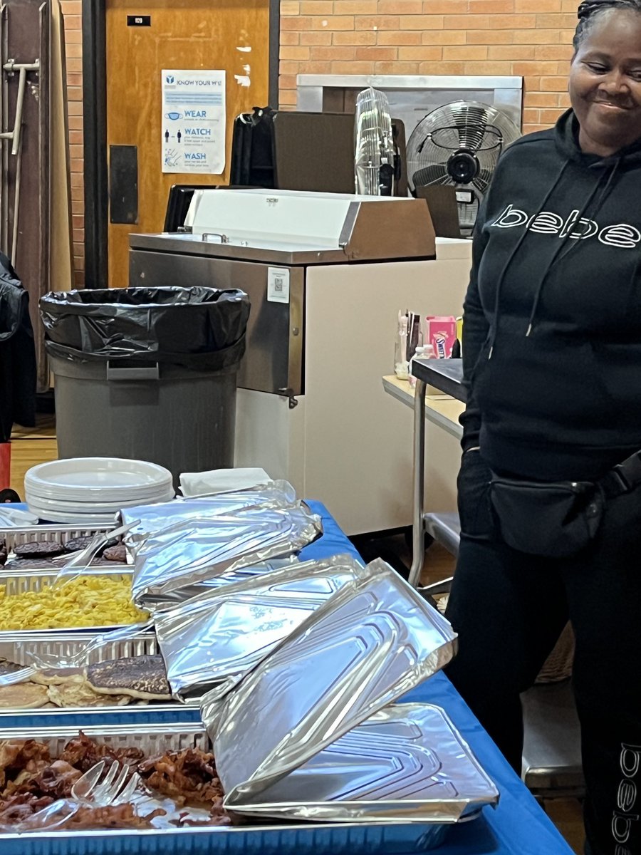 Our incredible PTA President, Tania Serrano, PTA members and volunteers served breakfast for our AU families. Thank you too, to Dr. Brennan and our incredible PST for hosting The Arc of Westchester.