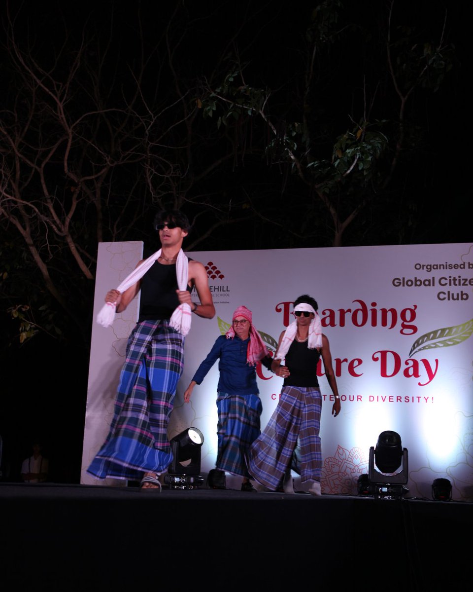 Stonehill_SIS's tweet image. Boarding Culture Day was a vibrant celebration of diversity and unity!
From presentations on peace and connection to a stunning Culture Walk featuring 20 Indian states and 3 countries — it was a great fun and learning experience for all!
#BoardingCultureDay #SISlearns