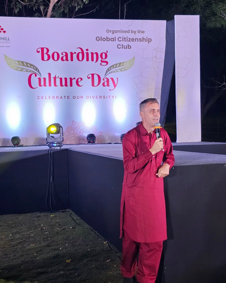Stonehill_SIS's tweet image. Boarding Culture Day was a vibrant celebration of diversity and unity!
From presentations on peace and connection to a stunning Culture Walk featuring 20 Indian states and 3 countries — it was a great fun and learning experience for all!
#BoardingCultureDay #SISlearns